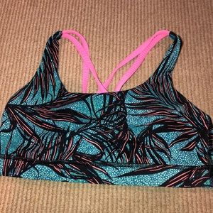 Lululemon sports bra